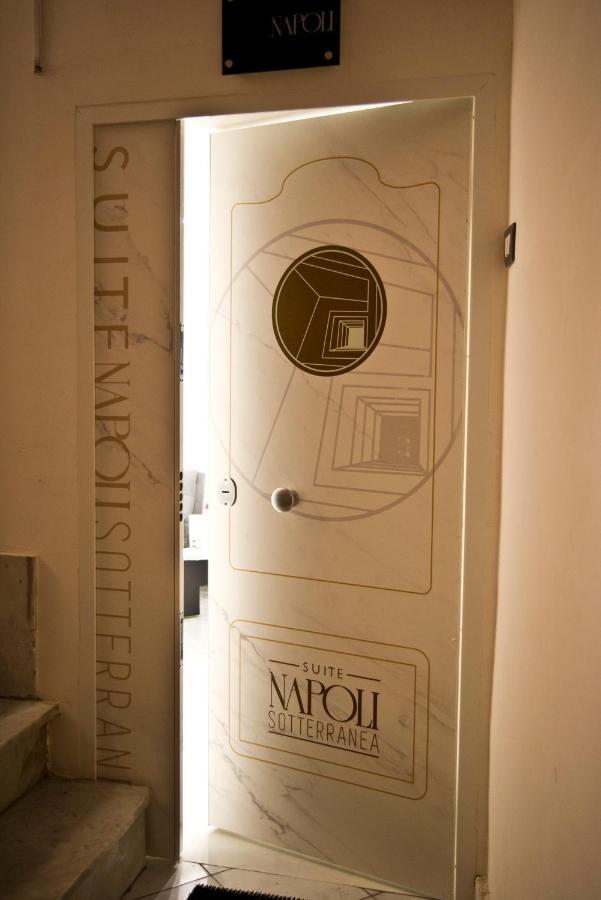 Suite Napoli Sotterranea Con Vasca Idromassaggio Buitenkant foto