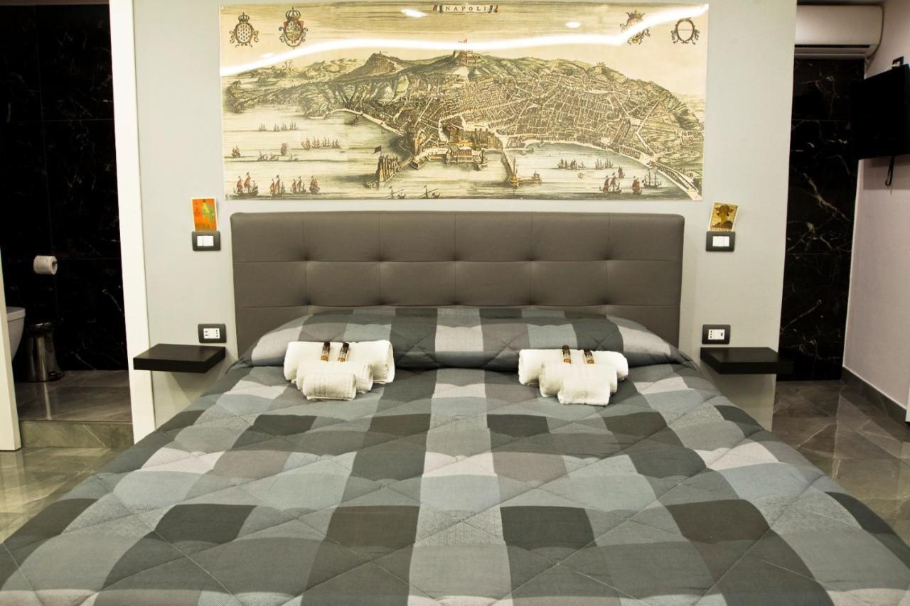 Suite Napoli Sotterranea Con Vasca Idromassaggio Buitenkant foto